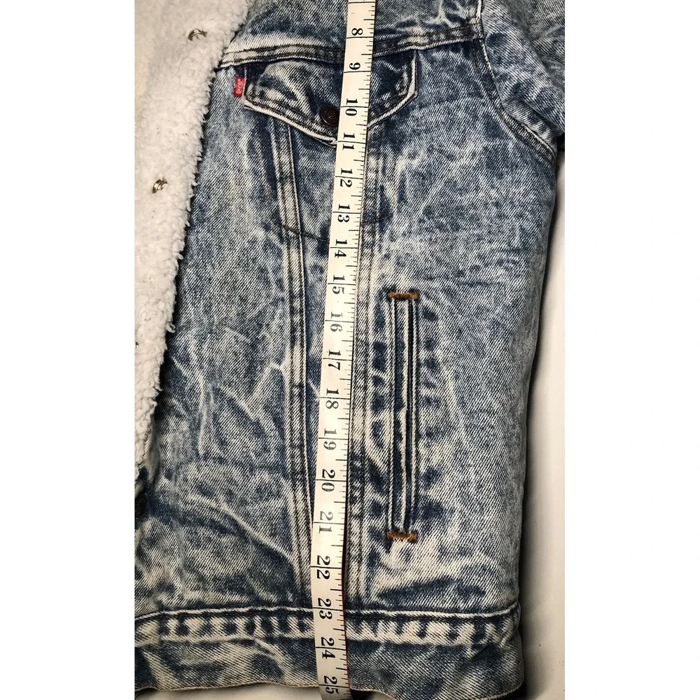 Levi's Jacket Men Size Medium Denim Trucker  Sherpa Lined Made in USA Vintage